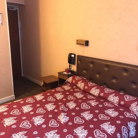 Otel Le Perce Neige Modane